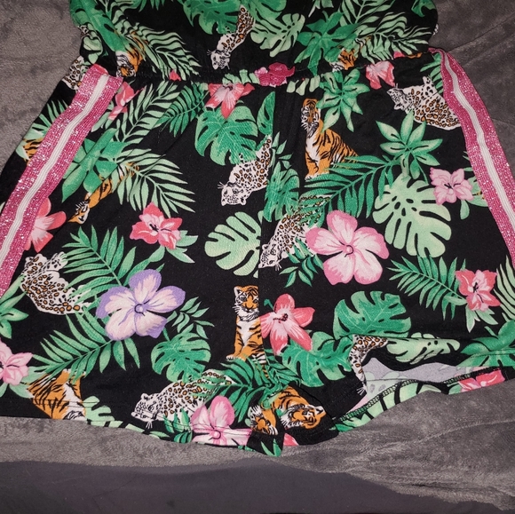 Girl's Tropical, Floral Romper - Picture 3 of 4